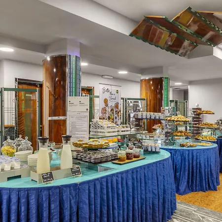 Otel Chioggia Airone 4*