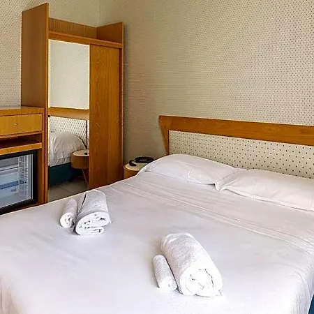 فندق Chioggia Airone 4*