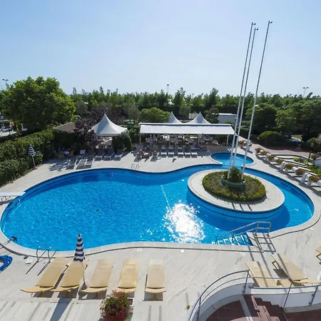Отель Chioggia Airone 4*